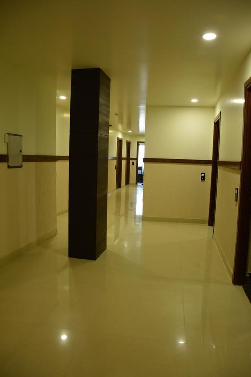 Green Hotel & Restaurant Патханкот Экстерьер фото